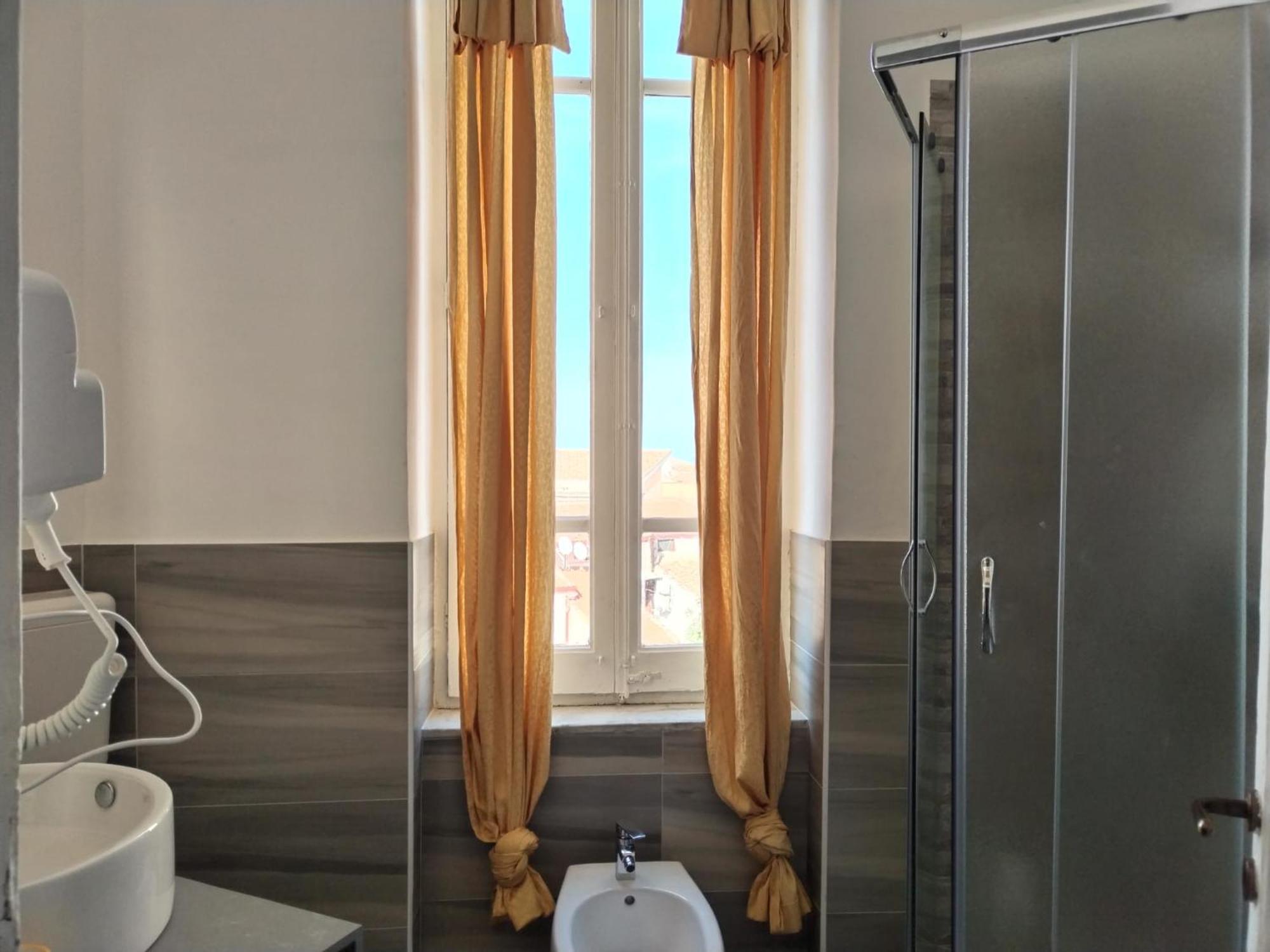 Pixys Hotel Palermo Luaran gambar